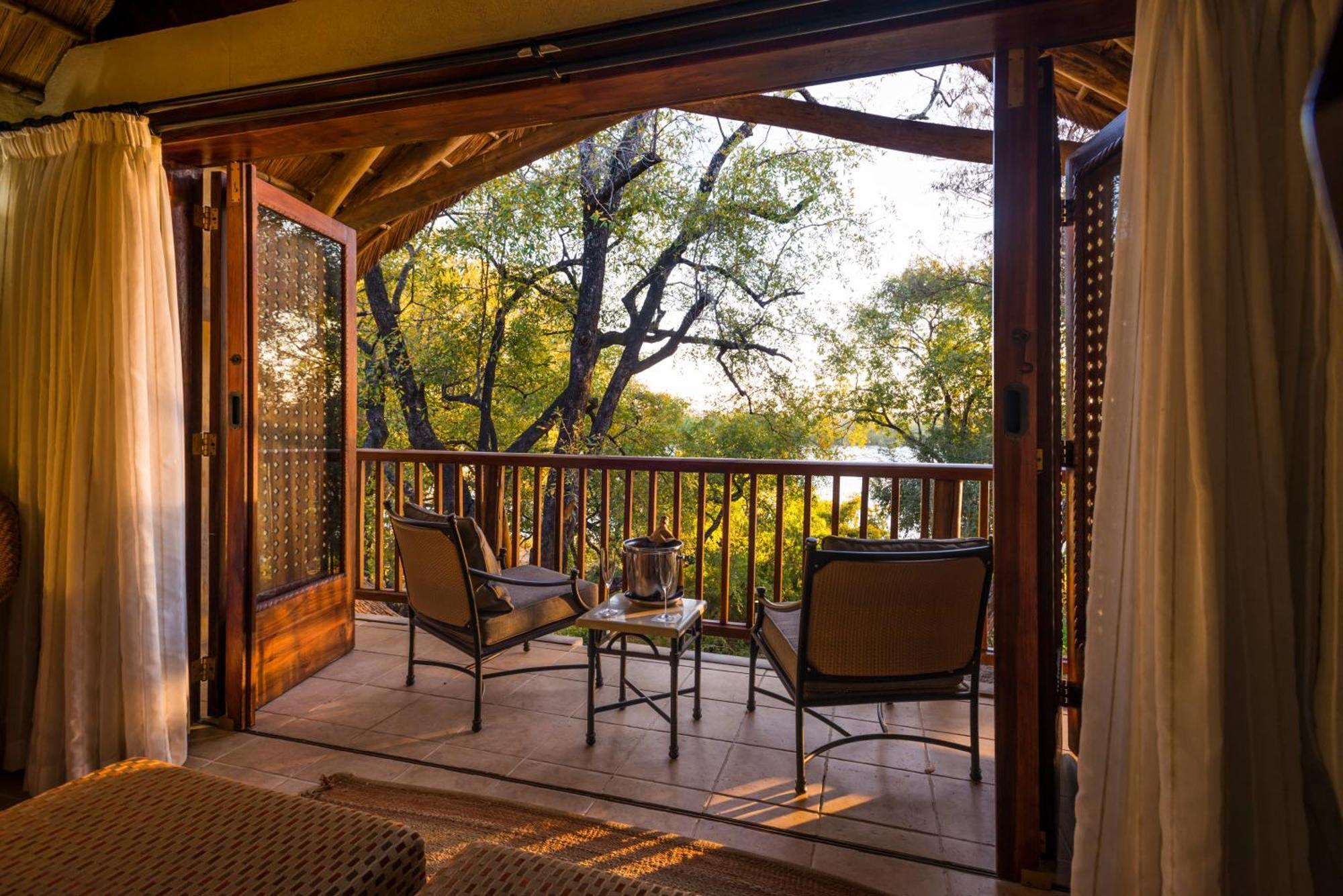 The David Livingstone Safari Lodge & Spa Exterior photo