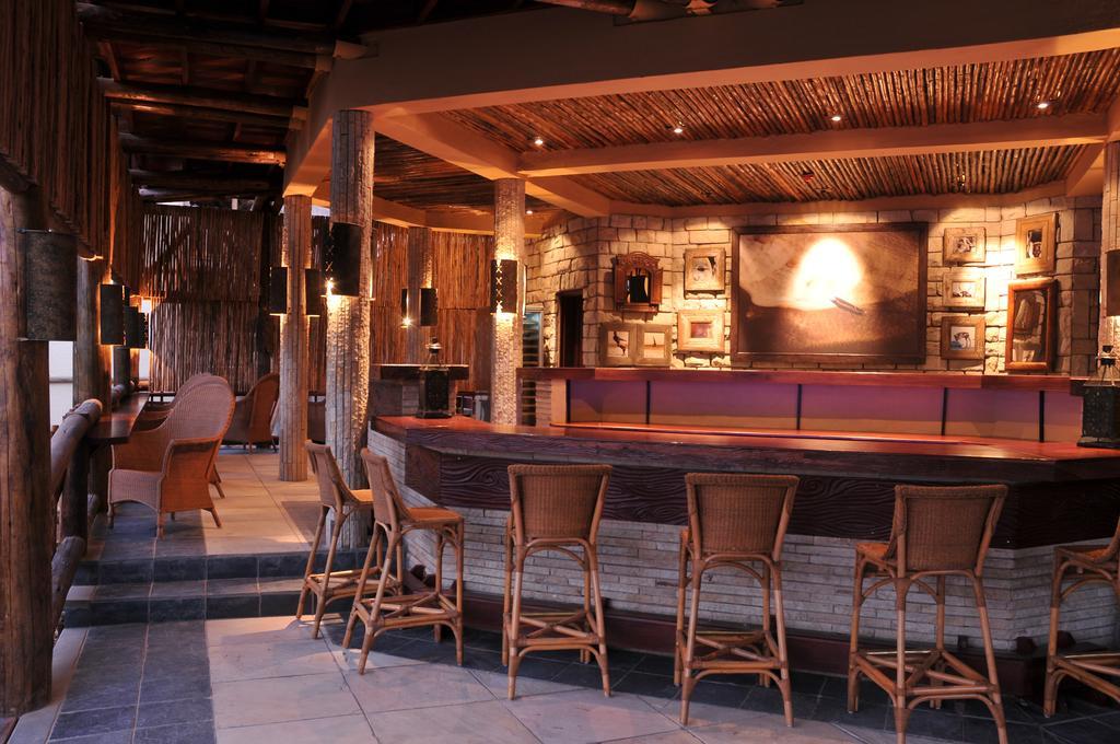 The David Livingstone Safari Lodge & Spa Exterior photo