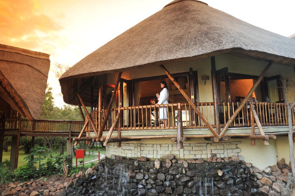 The David Livingstone Safari Lodge & Spa Exterior photo